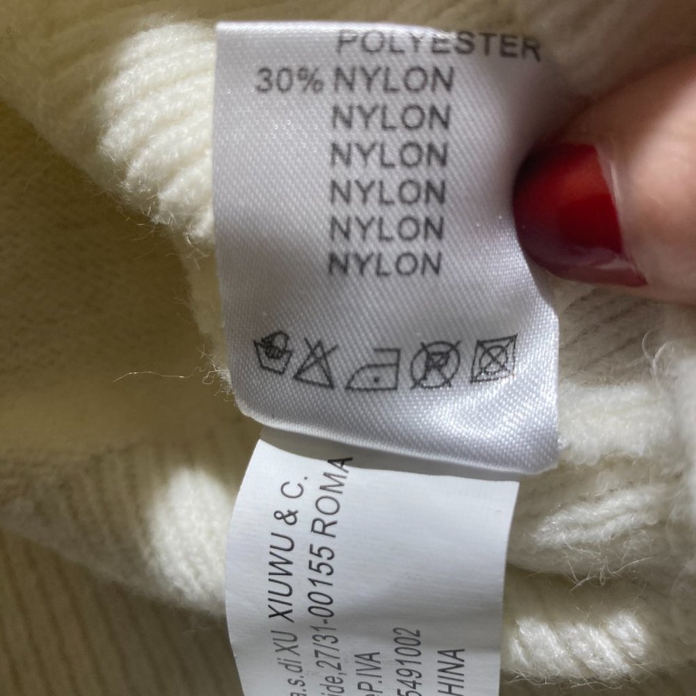 Women’s White Scallop Crew Neck Sweater / Jumper by M & V Size S/M - Picture 7 of 7